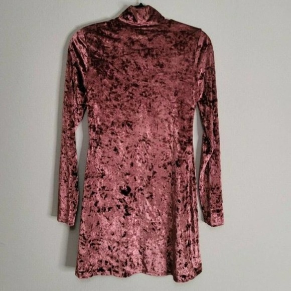 Urban Outfitters Kimchi Blue Crushed Velvet Mock Neck Mini Sheath Dress Size Sm - Picture 3 of 6